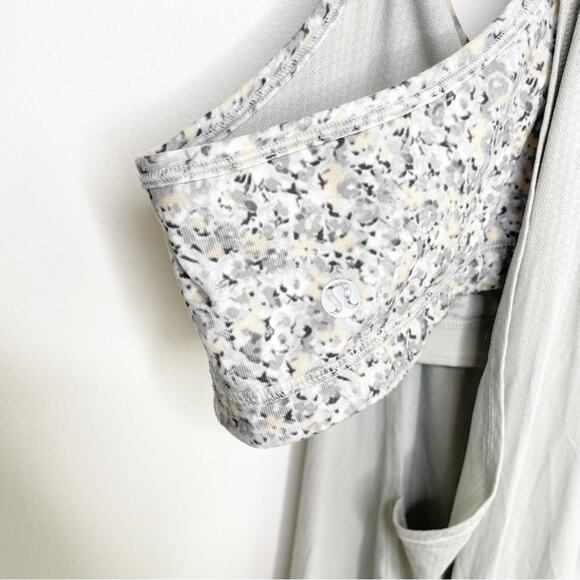 LULULEMON No Limits Tank in Silver Spoon Petite Fleur Size 10 - Picture 7 of 8